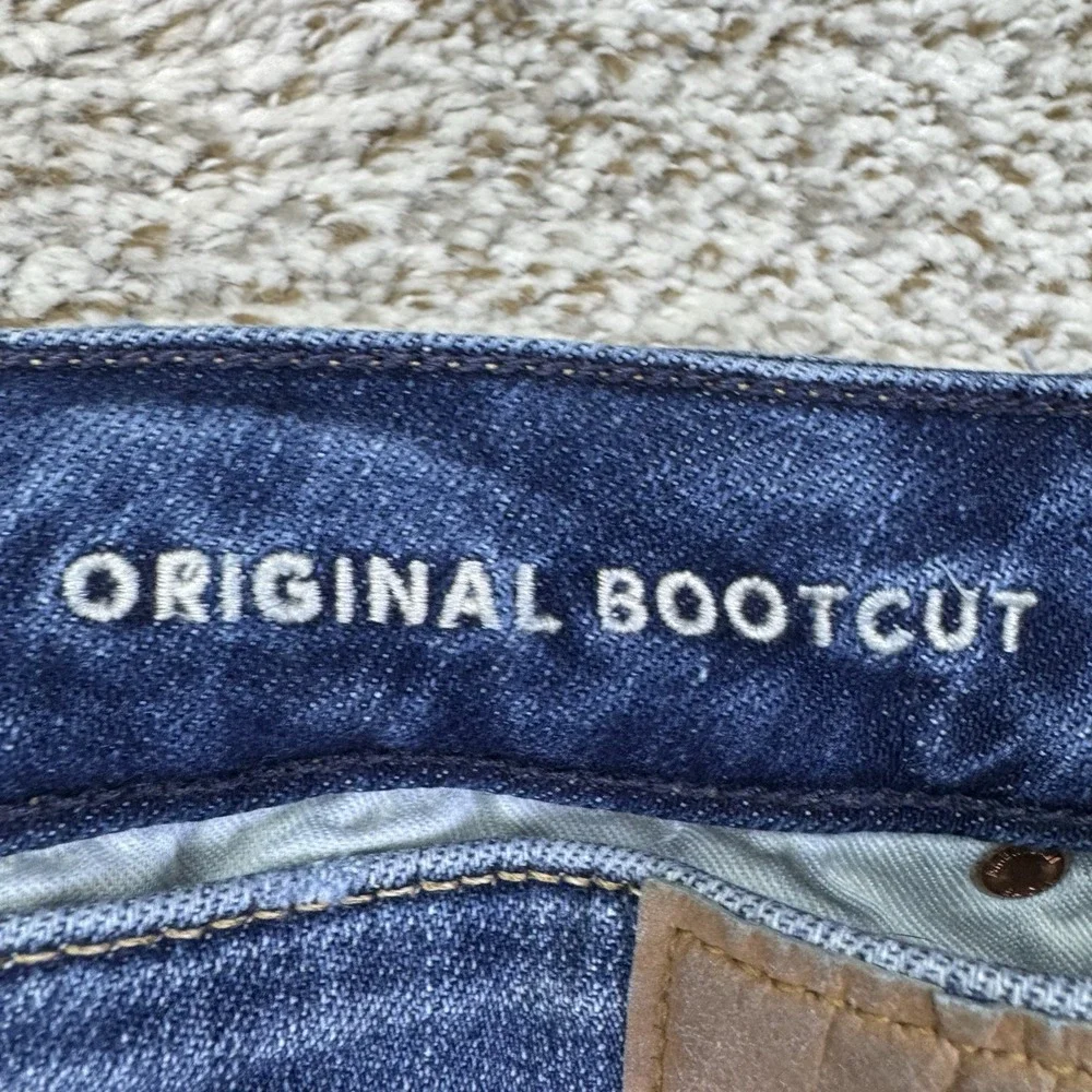 American Eagle Original Bootcut Jeans Men's Size 32x30 Blue Denim Medium Wash